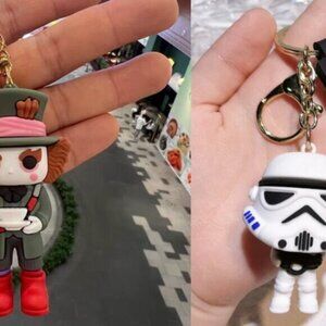 Star Wars & Mad Hatter Keychains Fun Gold Tone Key Fob Wristlet 2 Pcs